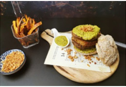 Burger végétarien sauce pesto pistache and sésame